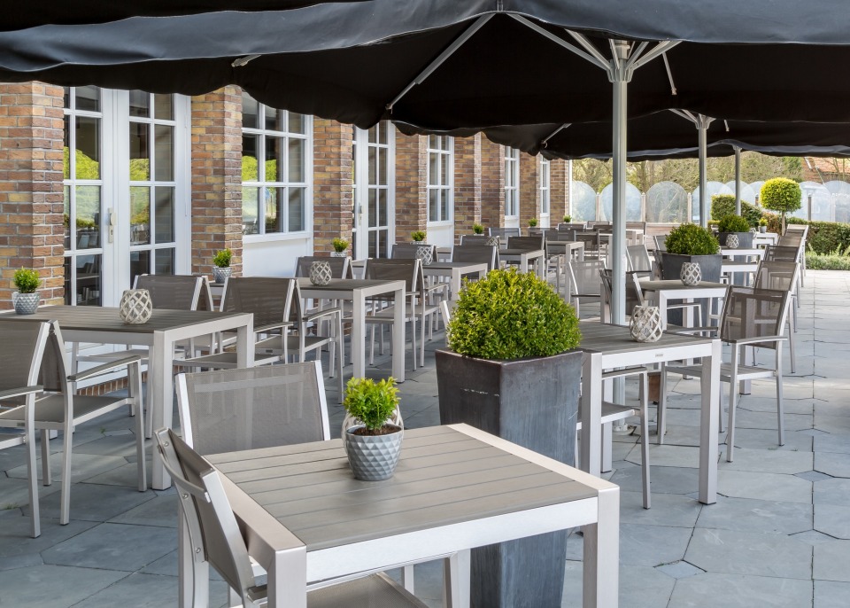 Aluminum Brushed Dining Chair in the Outdoor Restaurant