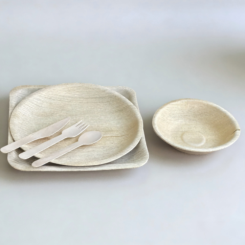 बायोडिग्रेडेबल ताड़ के पत्तों से बने कटोरे, 4-8 इंच, थोक आकार में उपलब्ध।