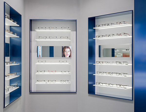 optical showroom display