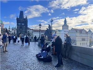 Viaje a Europa 2023 - Clientes visitantes
