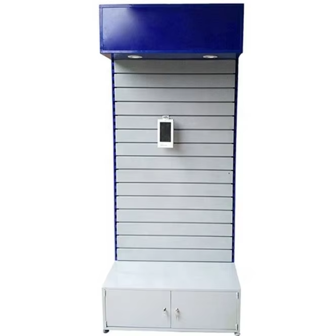 Retail slatwall display