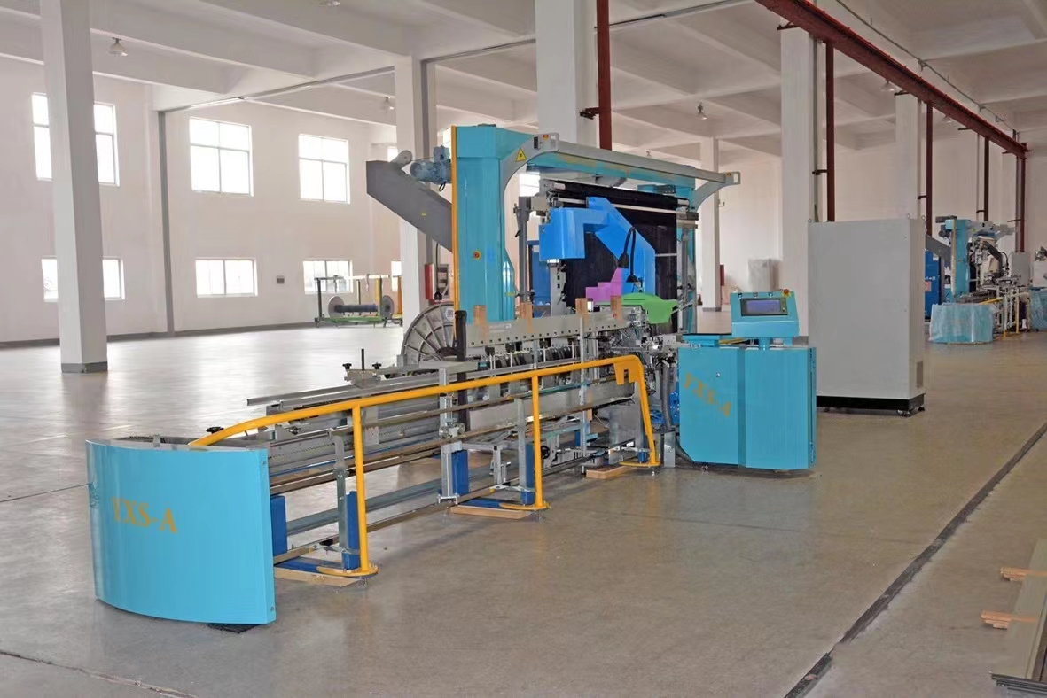 flexible drawing-in machine