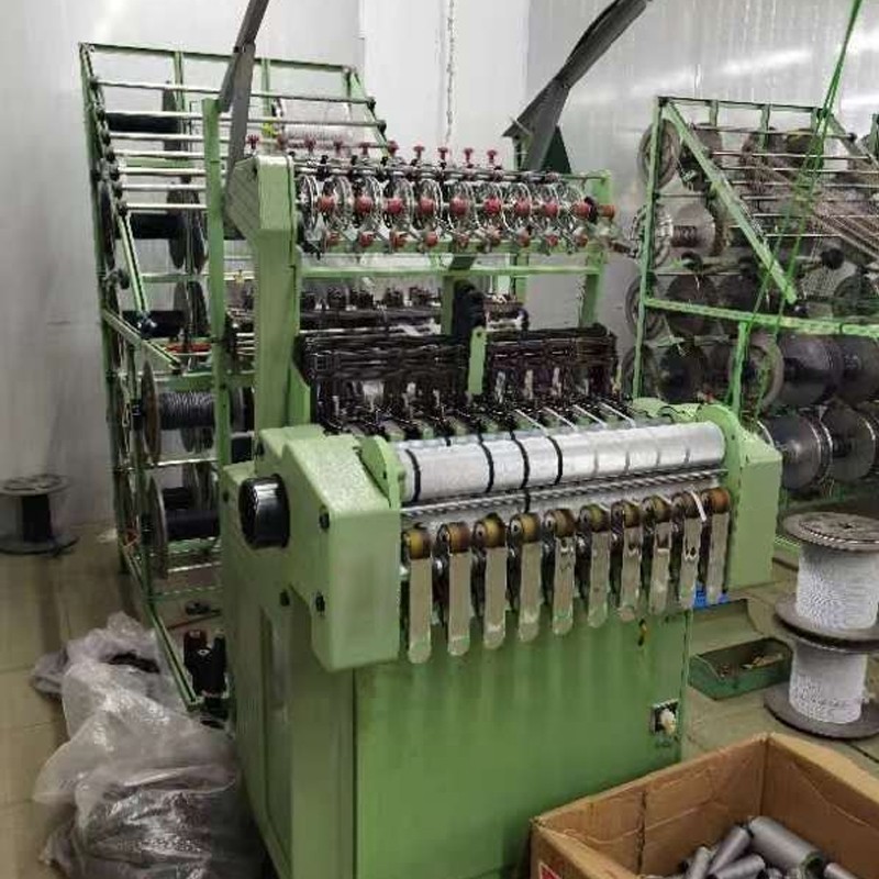 fabric weaving machine