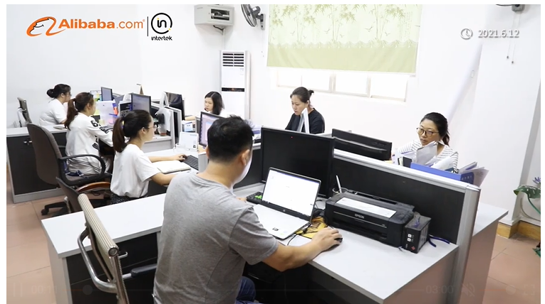 Mayroon kaming mayaman na karanasan sa produksyon at disenyo