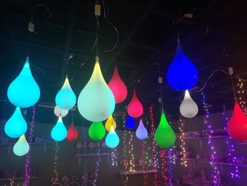 Lampada decorativa a forma di goccia d'acqua per festival sospesa a LED RGB