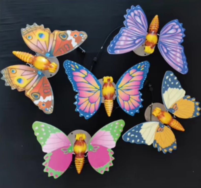 Luces de ala móvil moradas de mariposa LED 3d