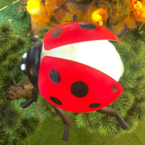 Glowing Animal 3D Red Ladybug Garden Decoration