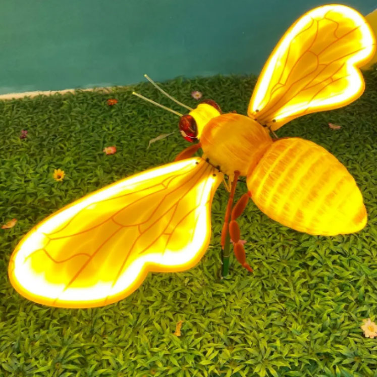 Décoration de statue d'abeille dynamique, thème lumineux 3D