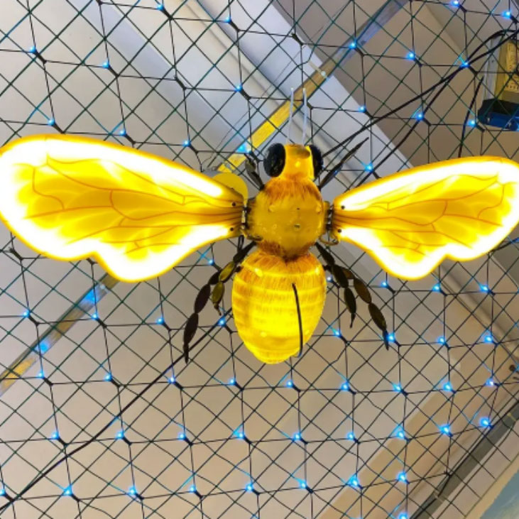 Dynamic bee statue decoration 3D theme light