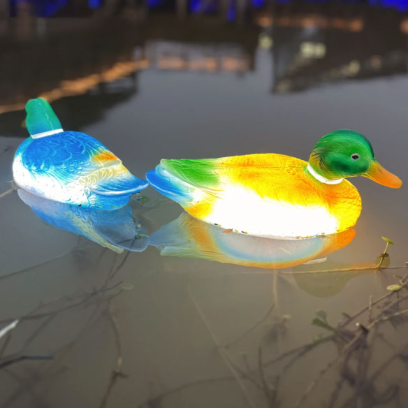 Lampu taman LED patung angsa bebek hewan resin