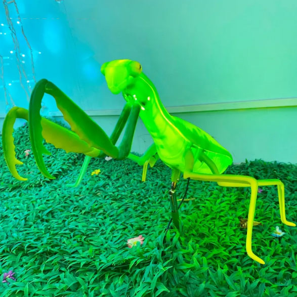 Luz de jardín mantis gigante LED de 12v