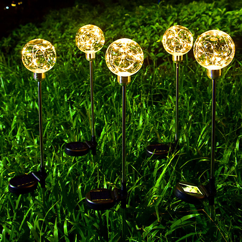 Solar garden globe stake light