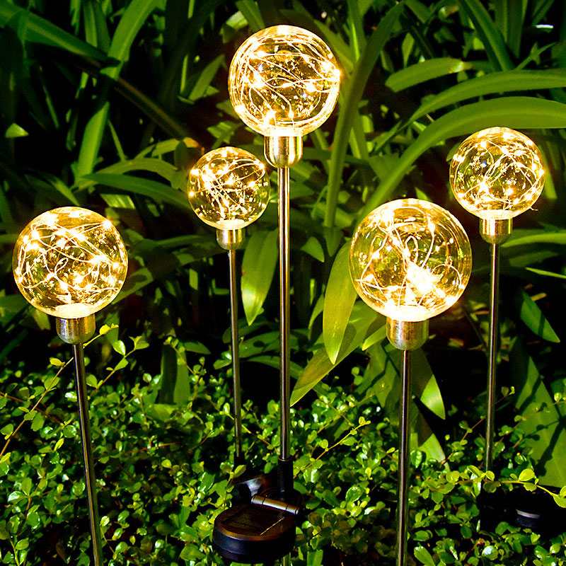 Solar garden globe stake light