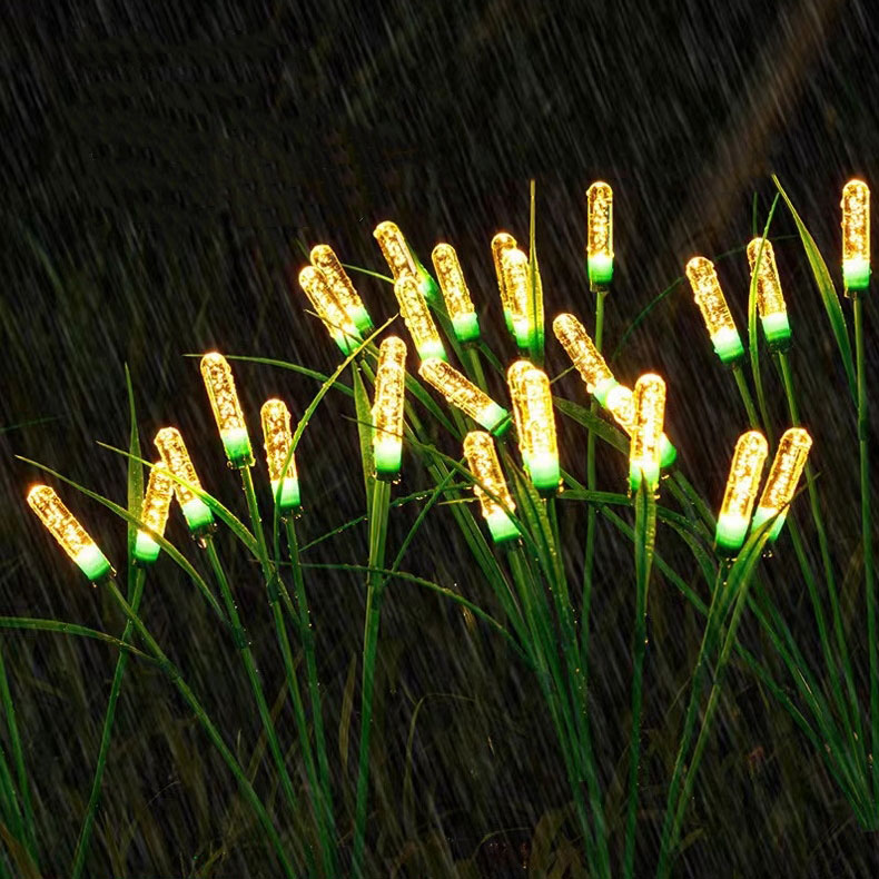 Lampu rumput belakang rumah buluh berkuasa solar