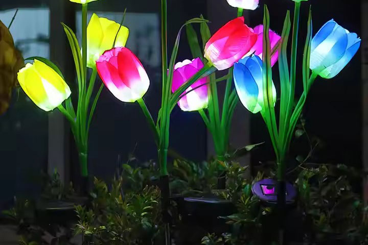 Solar Flowers Garden Decorative Lights Video