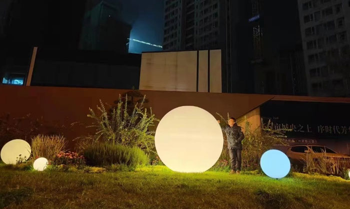 garden globe lights