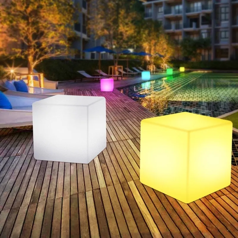 Luci a cubo LED da giardino per esterni PE Luci a cubo LED da giardino per esterni PE