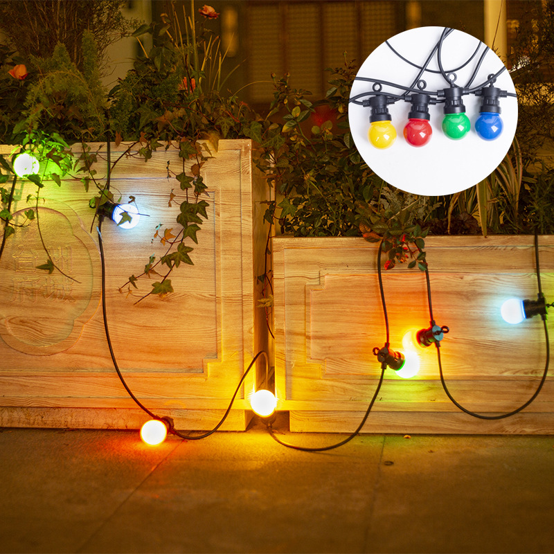 outdoor hanging light bulb
