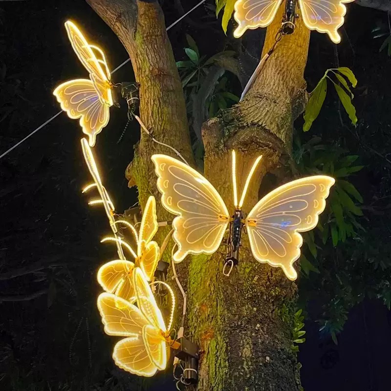 Dynamische vlinderlamp voor buitenboomdecoratie