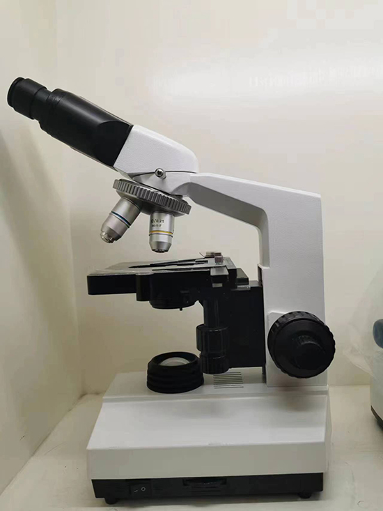 Laboratory Microscope XSZ-107Halogen