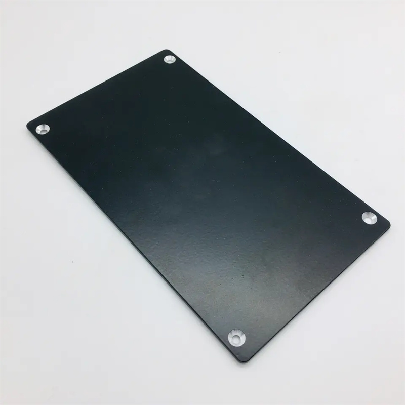 Pezzi meccanici CNC con piastra in alluminio