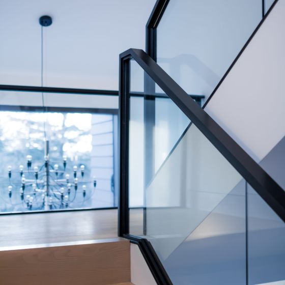 Barandilla de vidrio de barandilla de escalera de seguridad de perfil de extrusión de aluminio de acero inoxidable de alta calidad