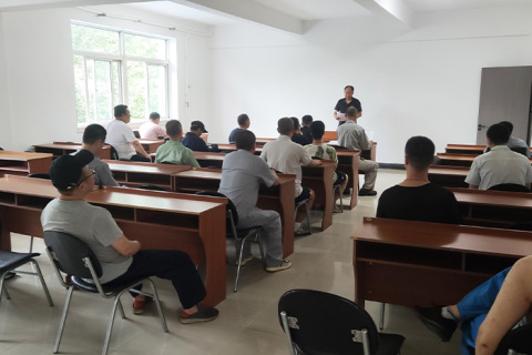 Műhelybiztonsági gyártási tréning