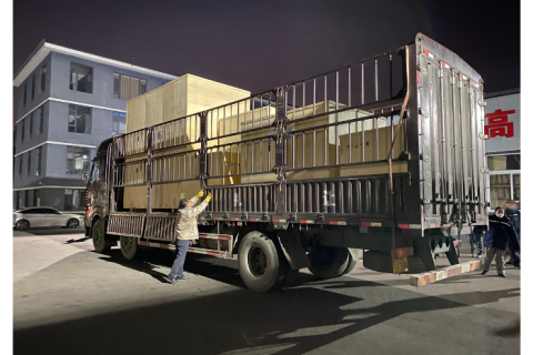 100 kg szimulált túlnyomásos kokszolókemence Indonéziába exportálva