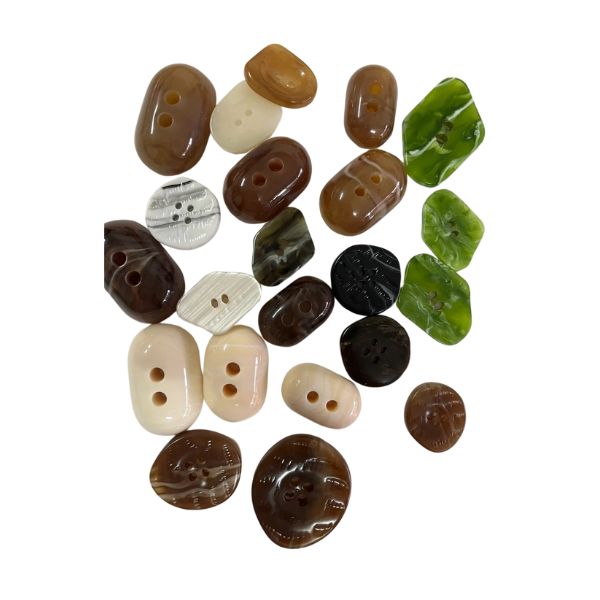 Resin buttons for garment