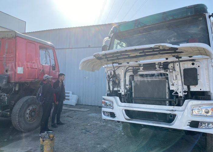 Nigerian customer purchased two units used dumer trucks
