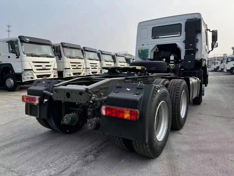 Camion tractor Howo 6x4