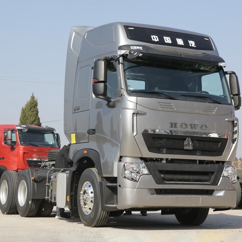 Camion tractor Howo T7H