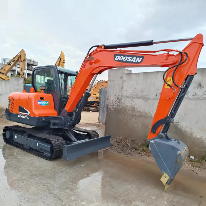Gebrauchter Doosan DX55 Bagger