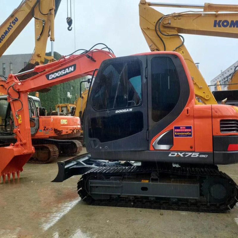 Used Doosan DX75 Excavator