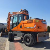 Escavadeira Doosan DX140W usada