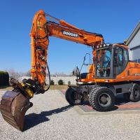 Escavadeira Doosan DX140W usada