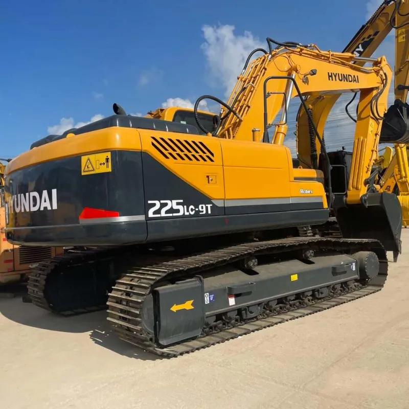 Pelle Hyundai 225 d'occasion
