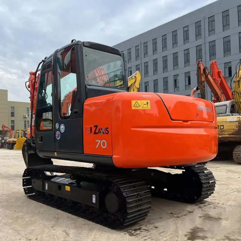 Използван багер Хитачи EX70 ZX70