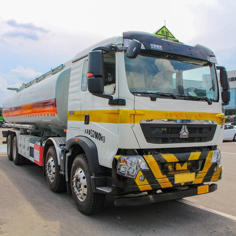 Howo TX Fuel Tank Truck