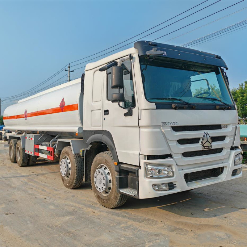 Howo 8X4 Fuel Tank Truck