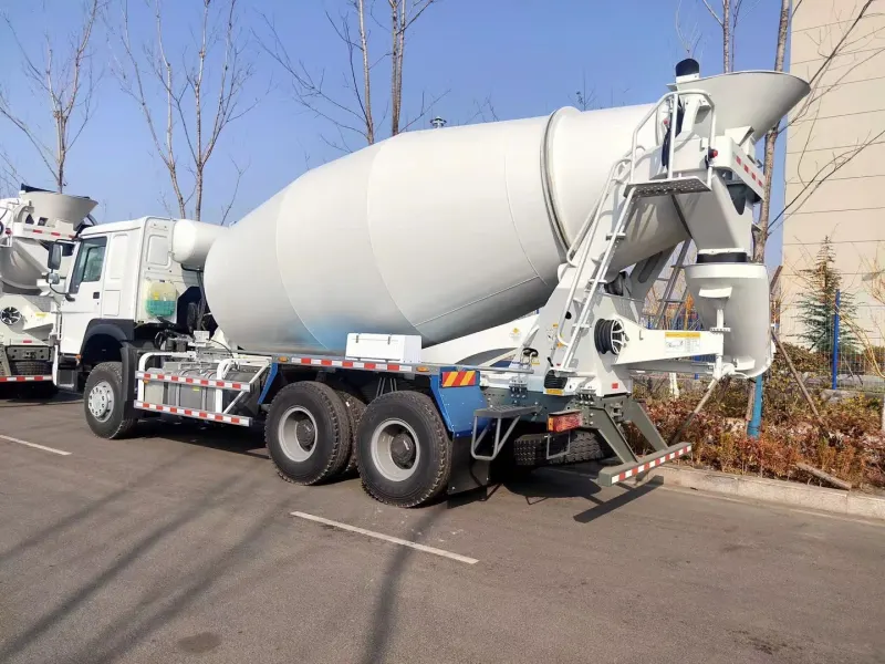 Howo 371 betonkeverő teherautó