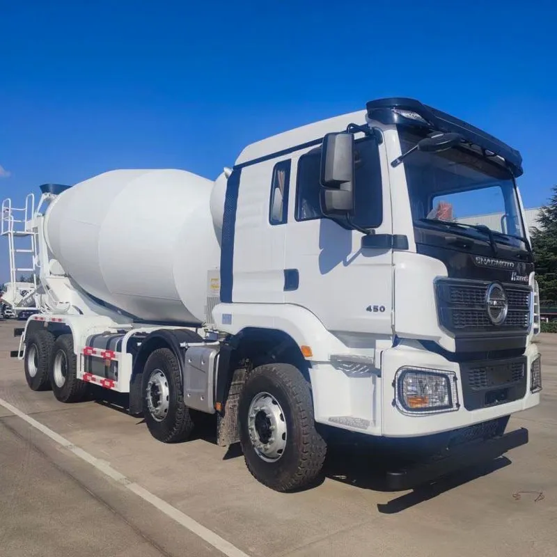 Camion malaxeur à béton Shacman H3000 8x4