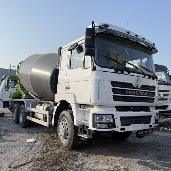 Shacman F3000 6x4 Concrete Mixer Truck