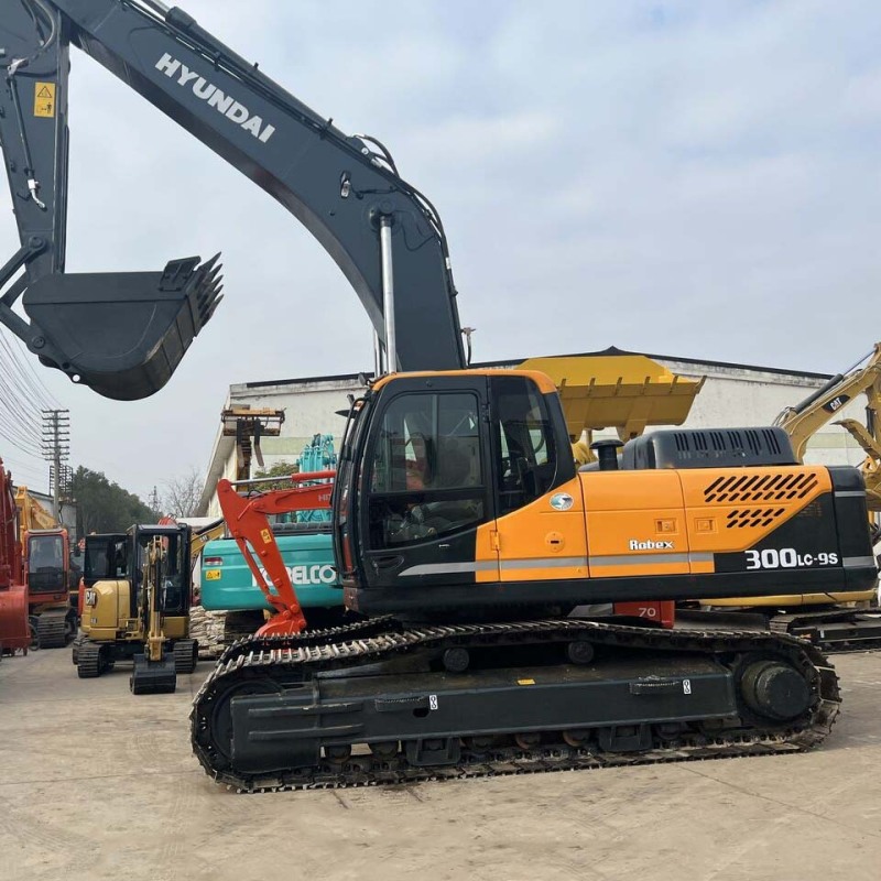 Excavator Hyundai 300 folosit