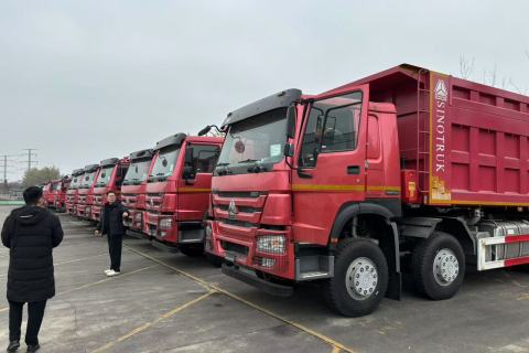 Massive Inventory of HOWO 380hp Dump Trucks Ready for Global Demand at Liangshan Warehouse
