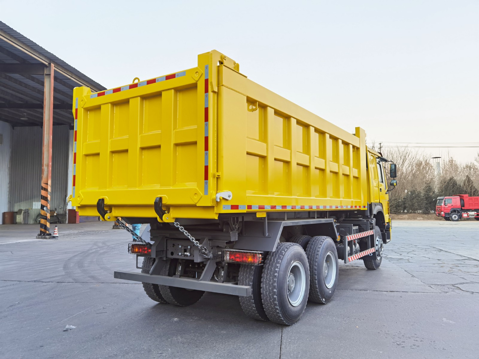 HOWO 371 Dump Truck