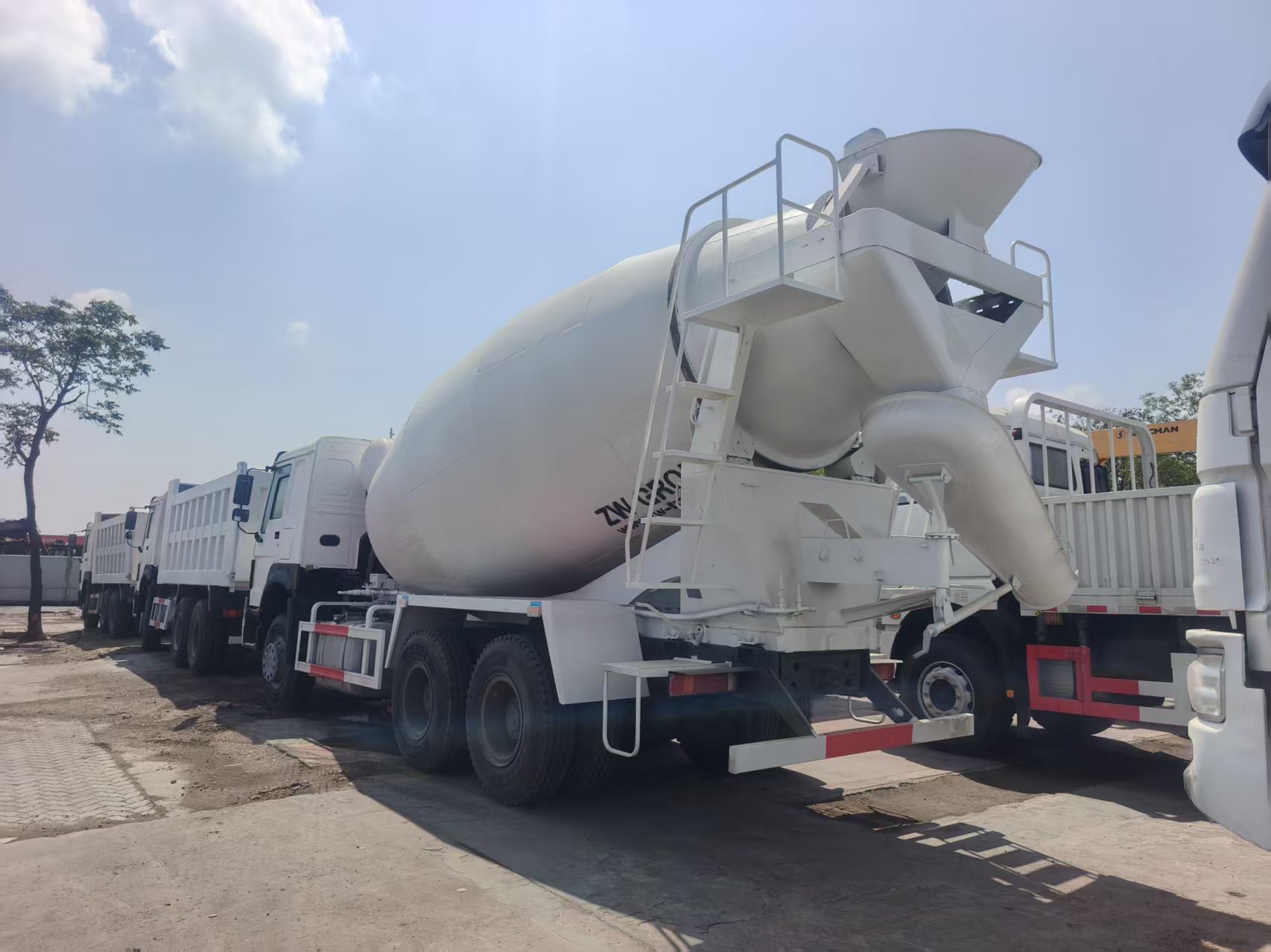 Howo Concrete Mixer Truck