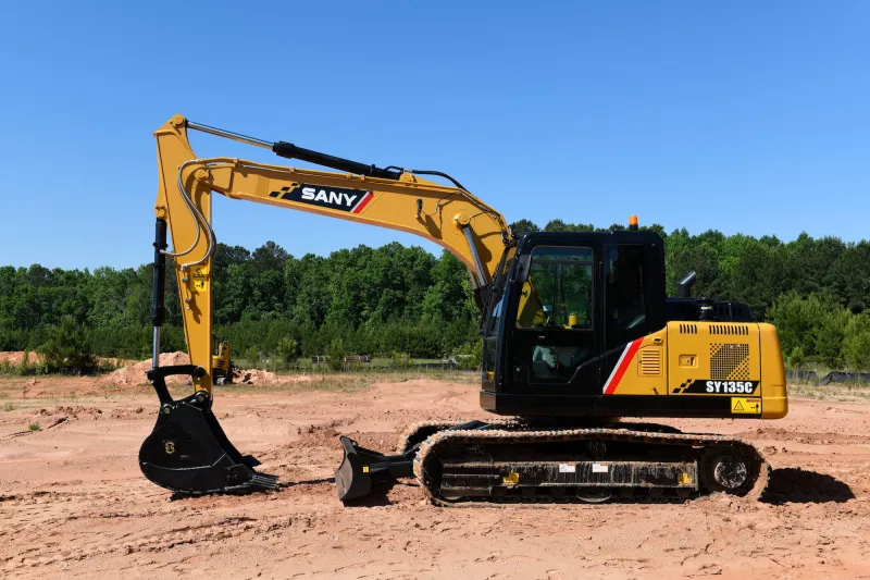 Używana koparka Sany Sy135C
