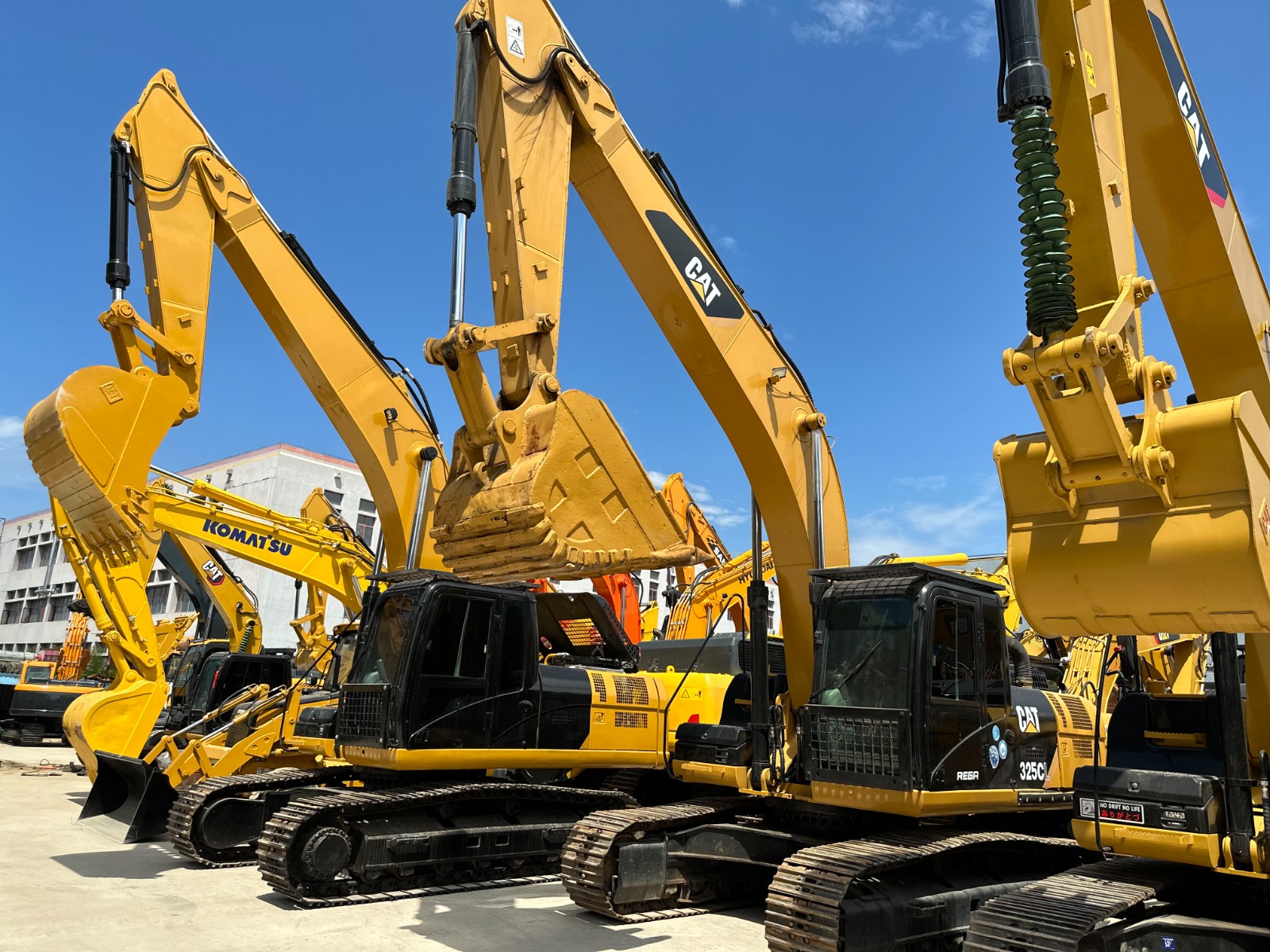 used cat excavator