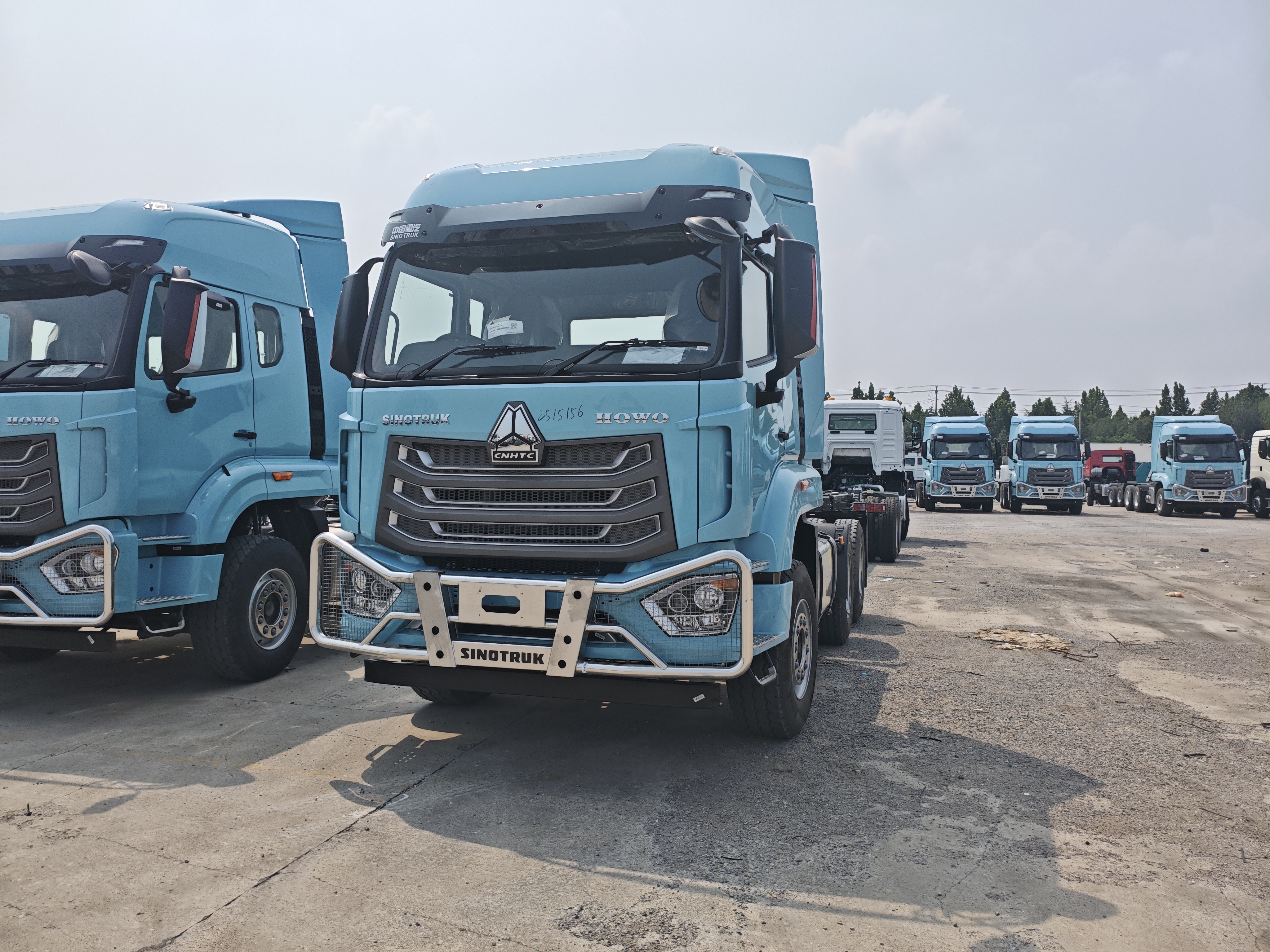 Howo NX Tractor Truck